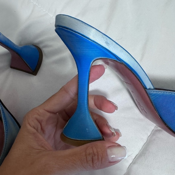 AMINA MUADDI
Begum Leather Mule Pumps Blue Like New worn once in a carpet. - Picture 9 of 12